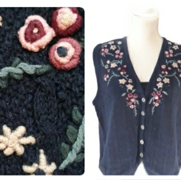 Christopher & Banks Embroidered Sweater Vest-Bust 34